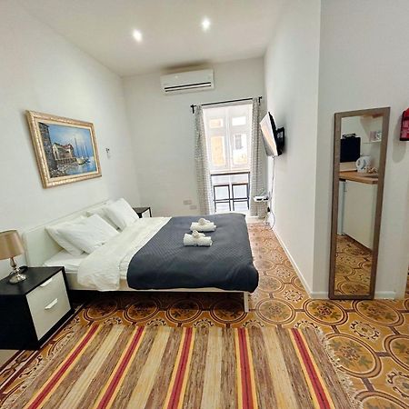 San Francisco Studios Valletta Флориана Экстерьер фото