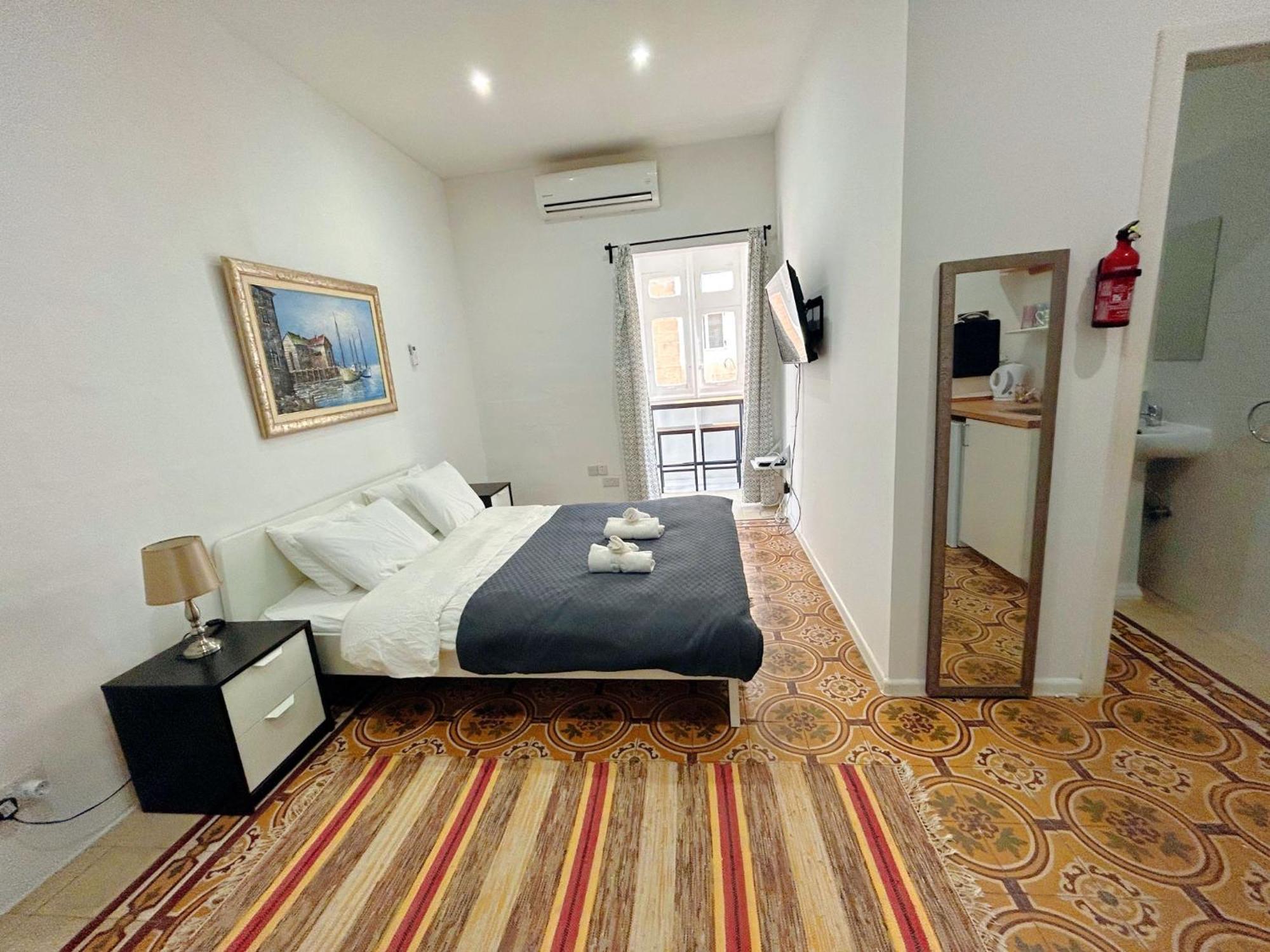 San Francisco Studios Valletta Флориана Экстерьер фото